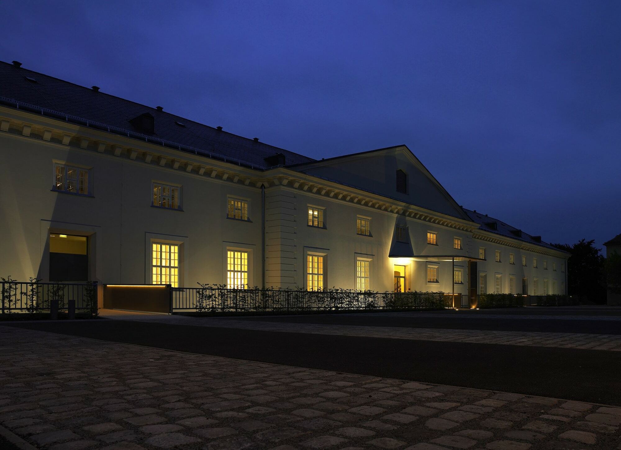 Hotel Altes Kloster Hainburg an der Donau Exterior photo